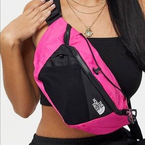 The North Face Lumbincal Fanny pack